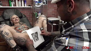 River Dawn Ink sucks cock after her new pussy tat